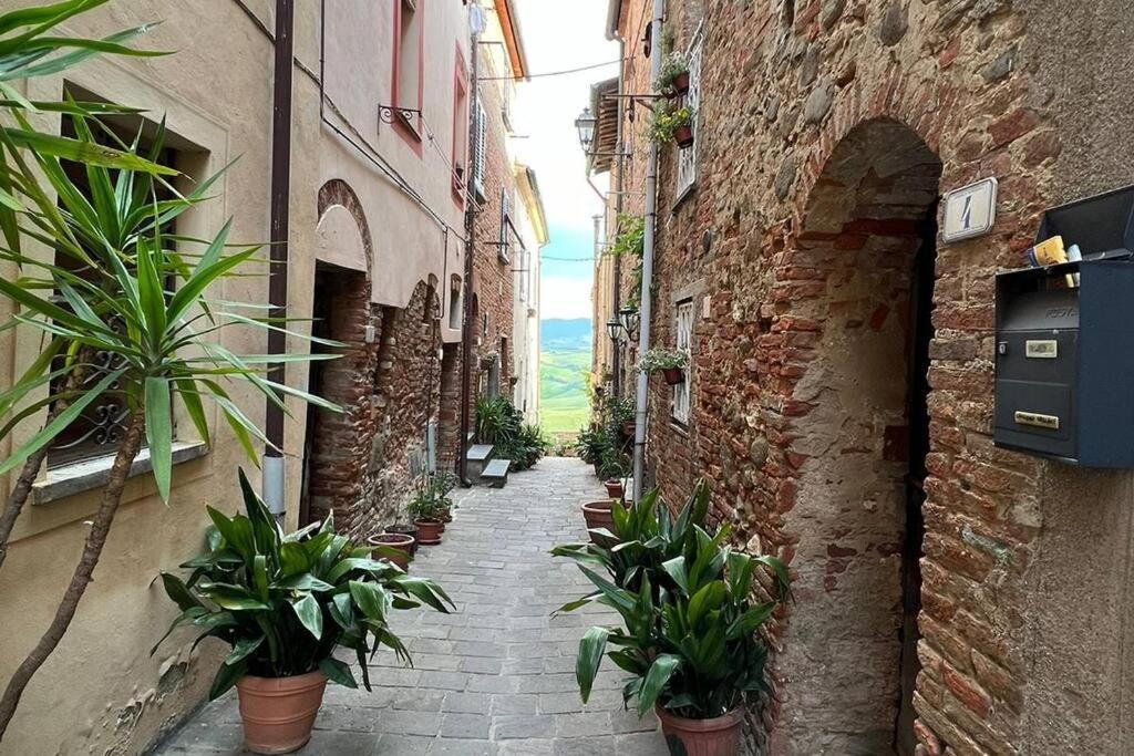 L'Angolo Del Barbacane Terricciola Exterior photo