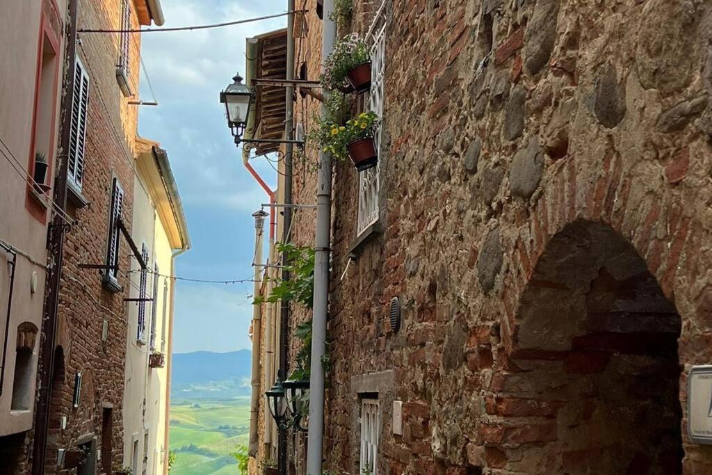 L'Angolo Del Barbacane Terricciola Exterior photo